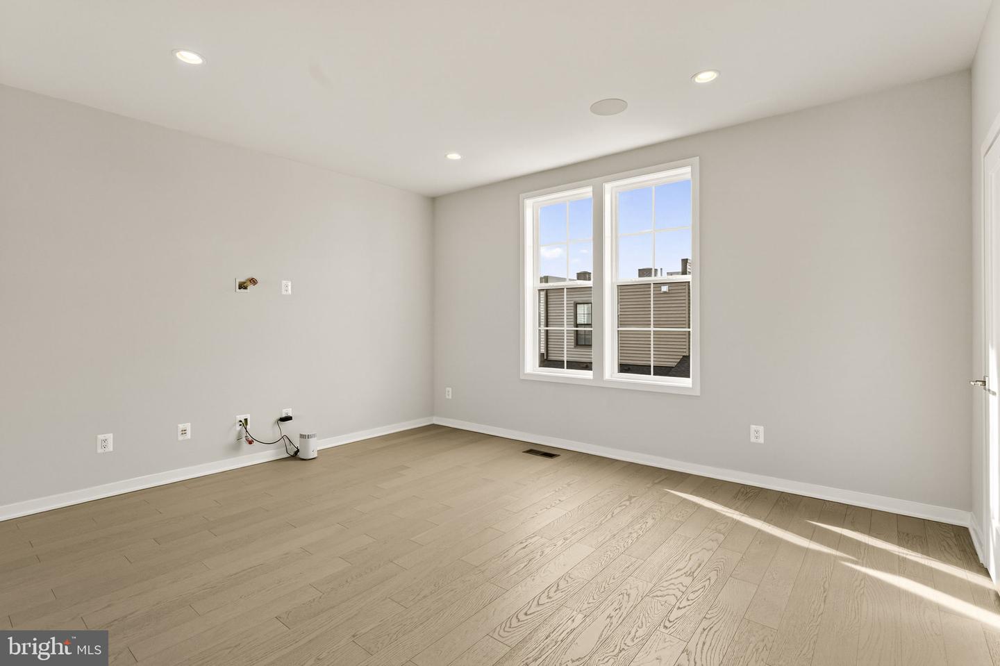 43433 Wilcox Ter Property Photo 74