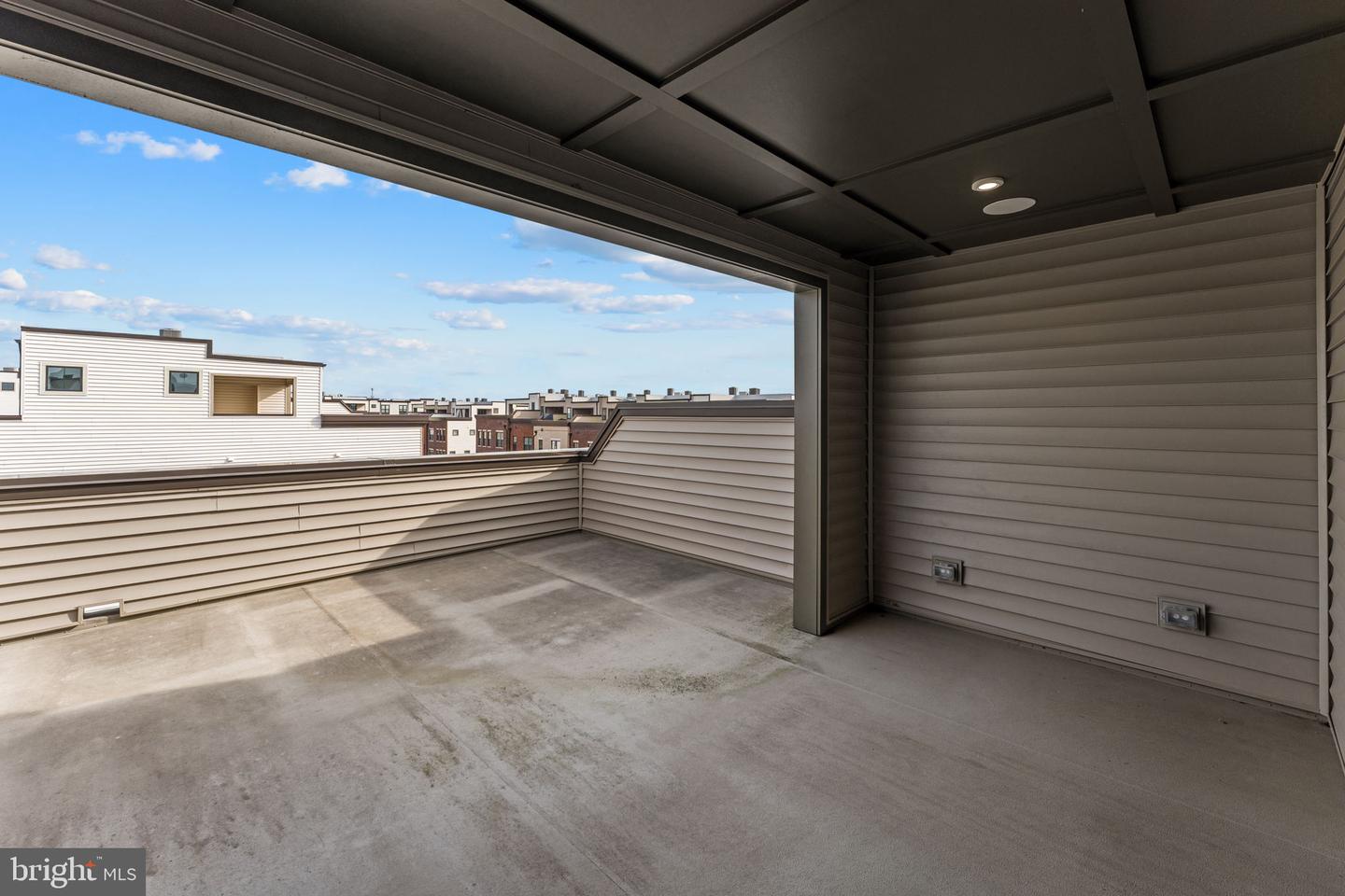 43433 Wilcox Ter Property Photo 84