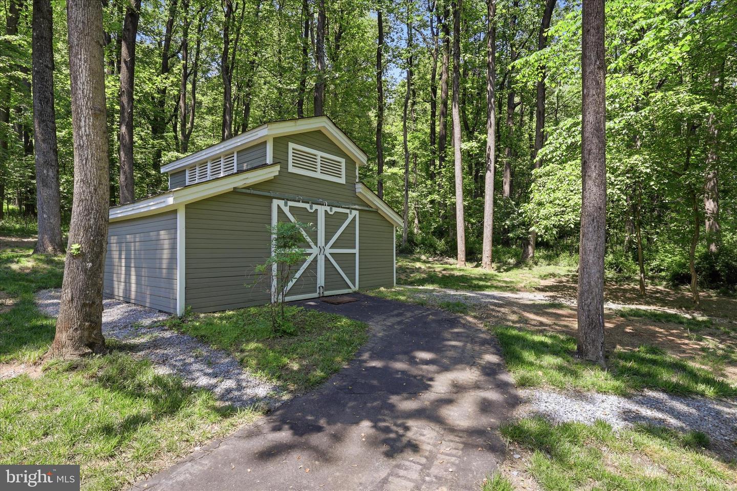 38074 Stevens Rd Property Photo 8