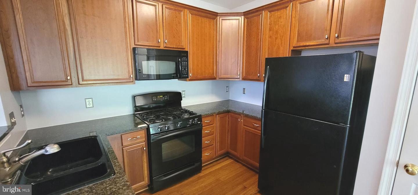 43840 Hickory Corner Ter #114 Property Photo 6
