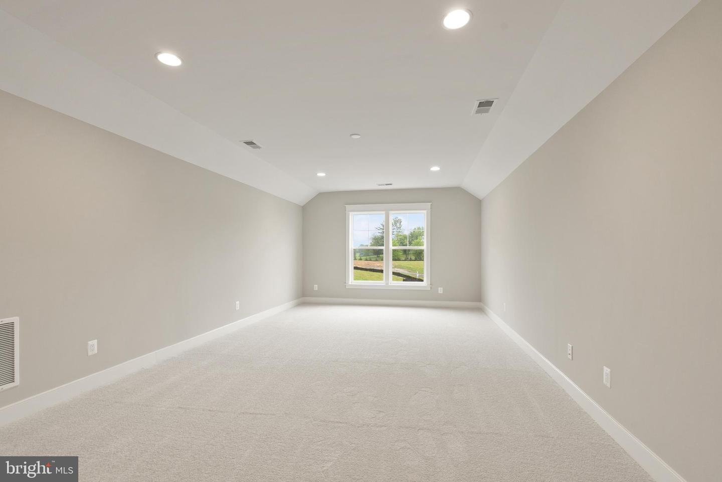 16054 Keymer Hill Ct Property Photo 46