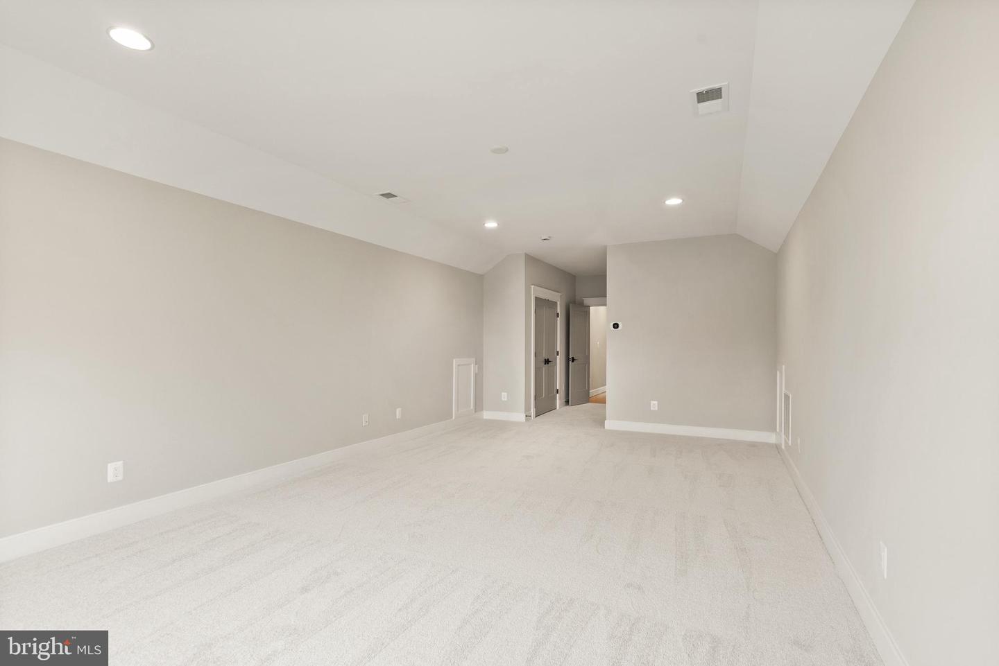 16054 Keymer Hill Ct Property Photo 47