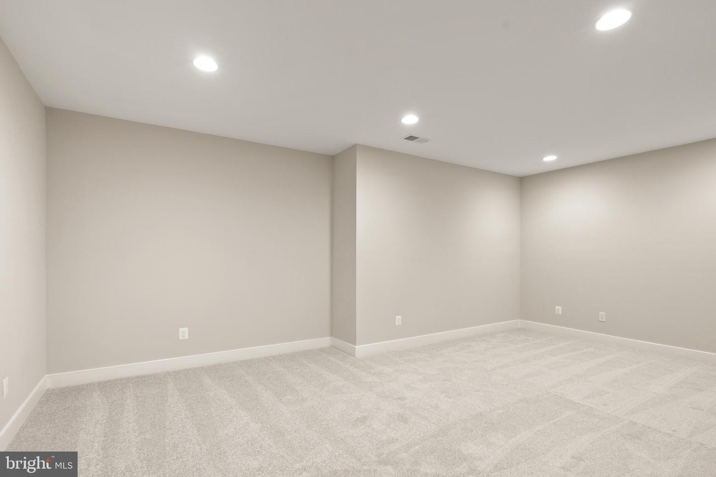 16054 Keymer Hill Ct Property Photo 63