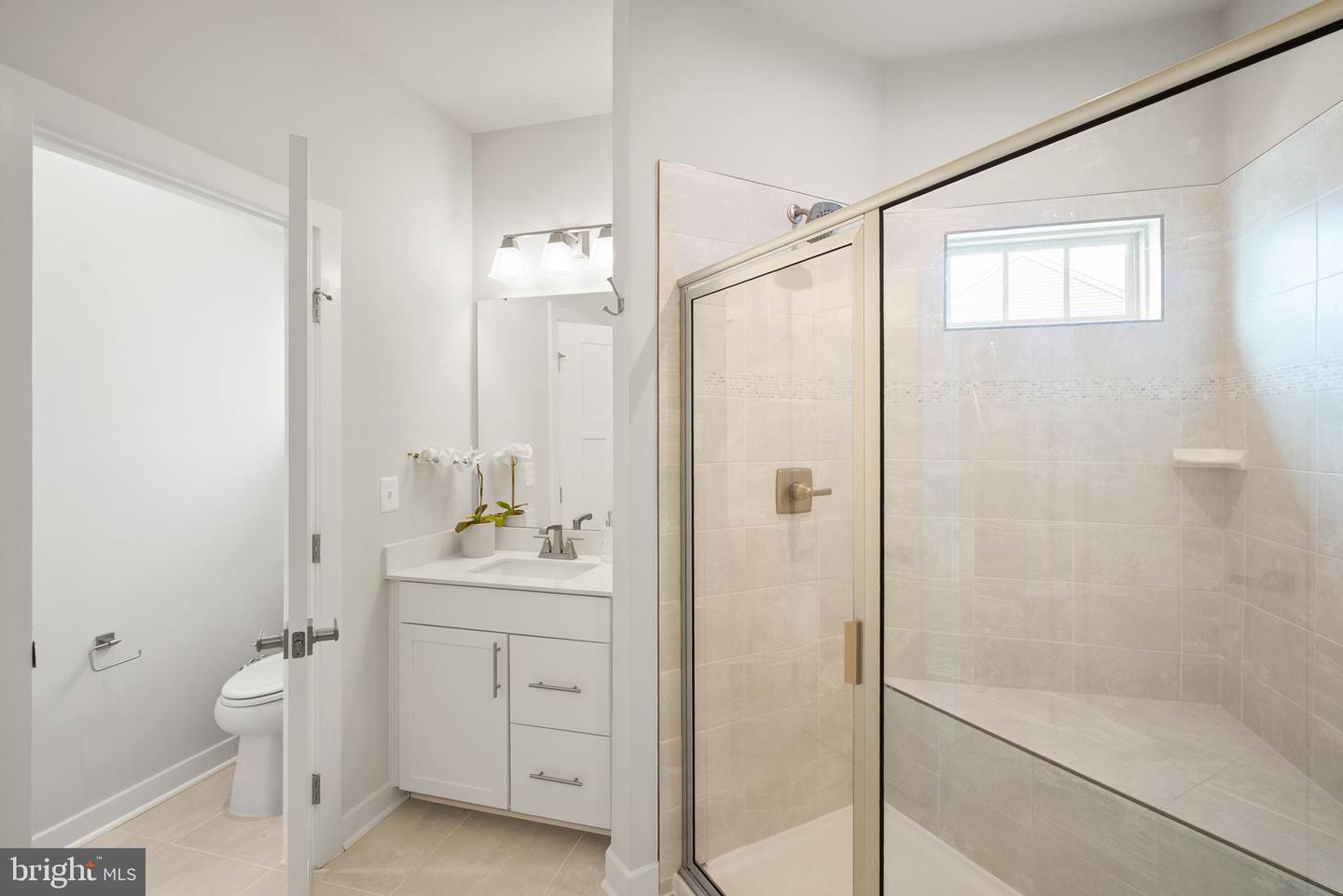 24252 Thurso Sq Property Photo 27