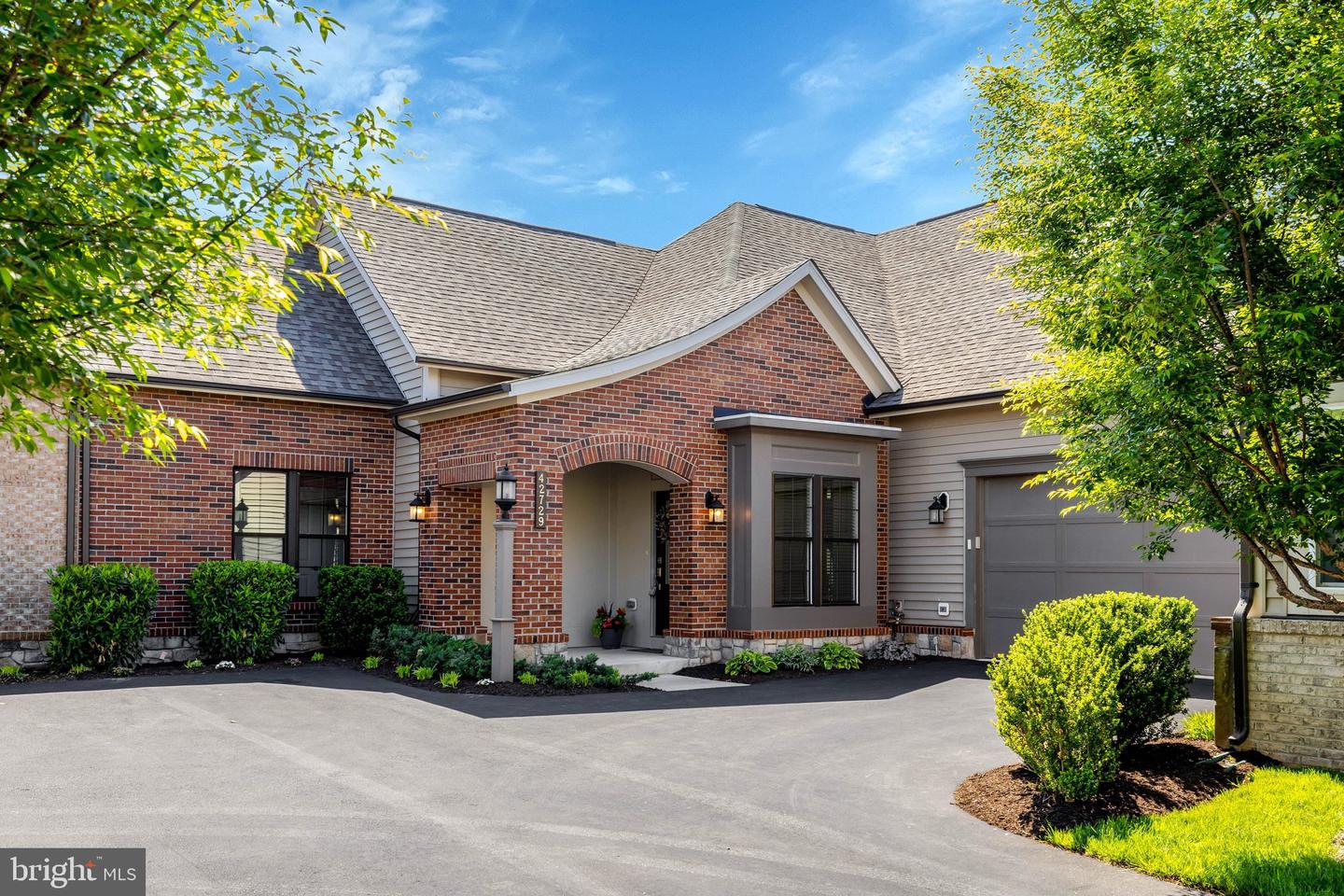 42729 Autumn Day Ter Property Photo 1