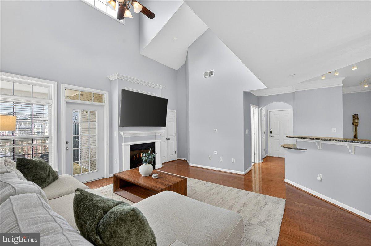 502 Sunset View Ter Se #303 Property Photo 12