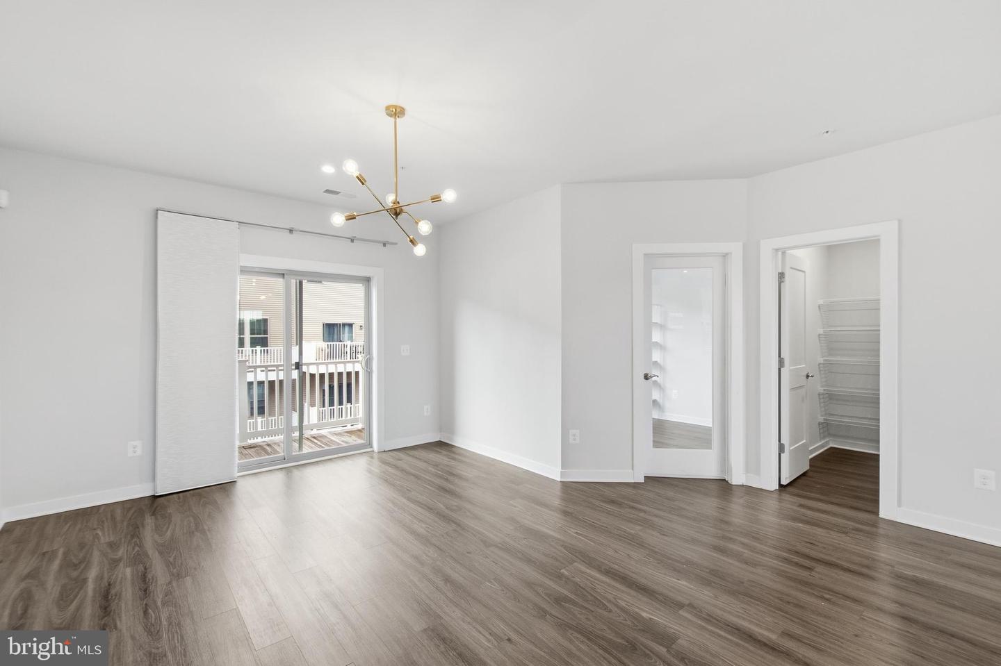 2214 Abboccato Ter Se Property Photo 4