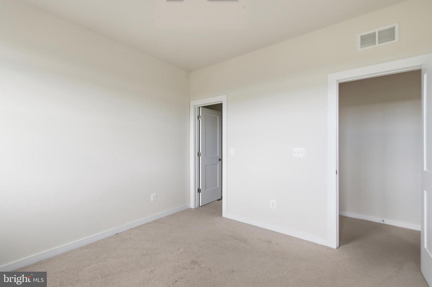2214 Abboccato Ter Se Property Photo 13