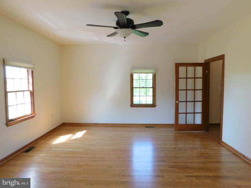13886 Berlin Tpke #a Property Photo 3