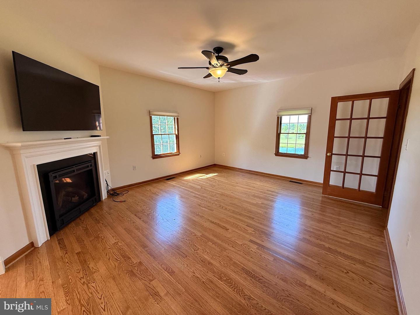 13886 Berlin Tpke #a Property Photo 5