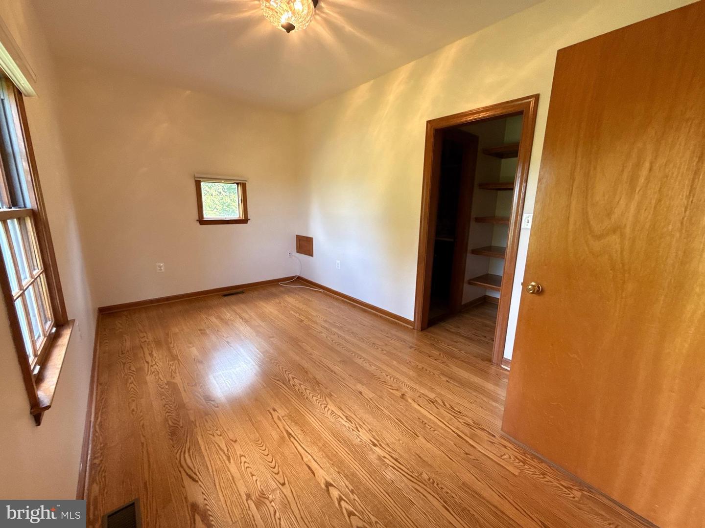 13886 Berlin Tpke #a Property Photo 24