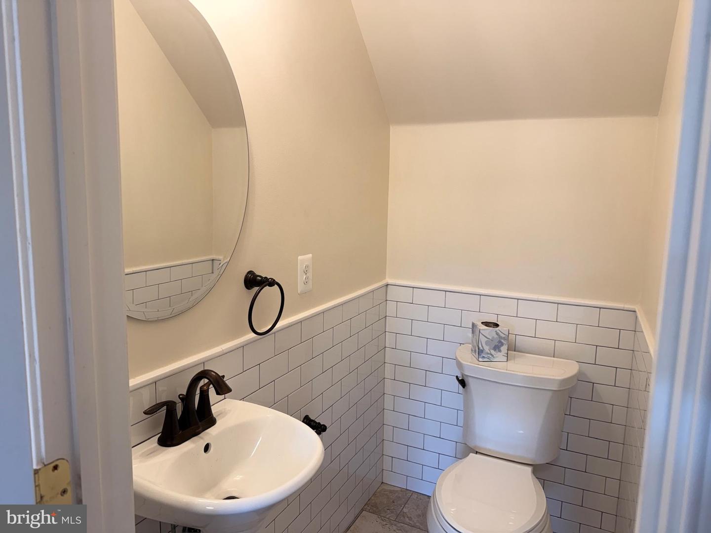 13886 Berlin Tpke #a Property Photo 27