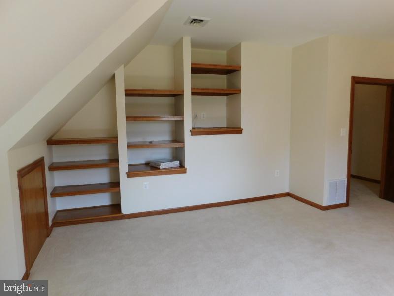 13886 Berlin Tpke #a Property Photo 36