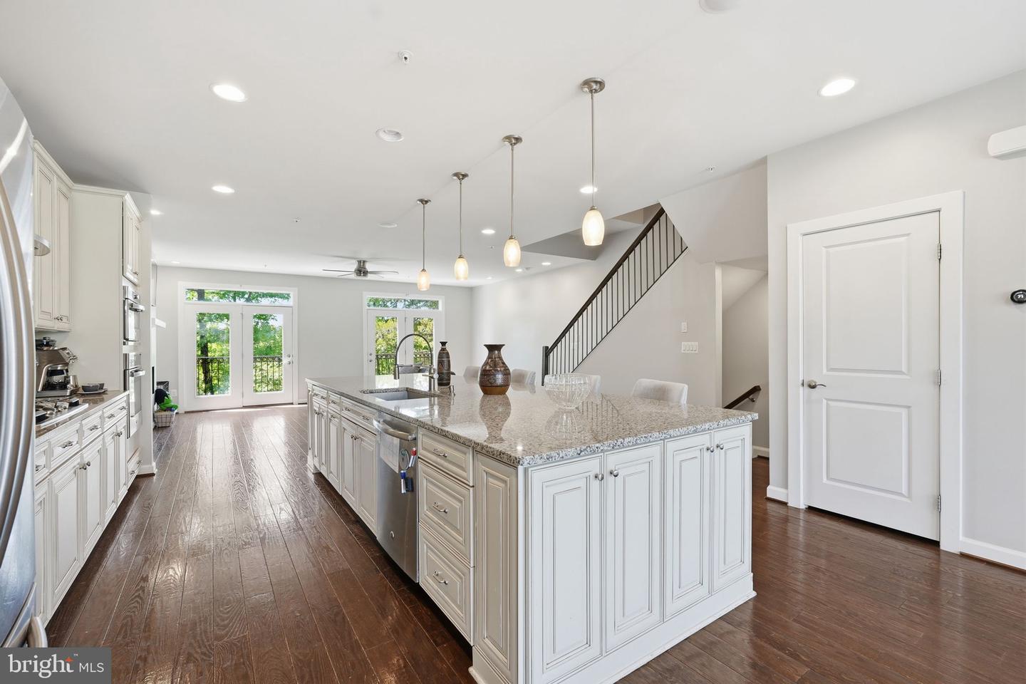22353 Trailview Crossing Ter Property Photo 6