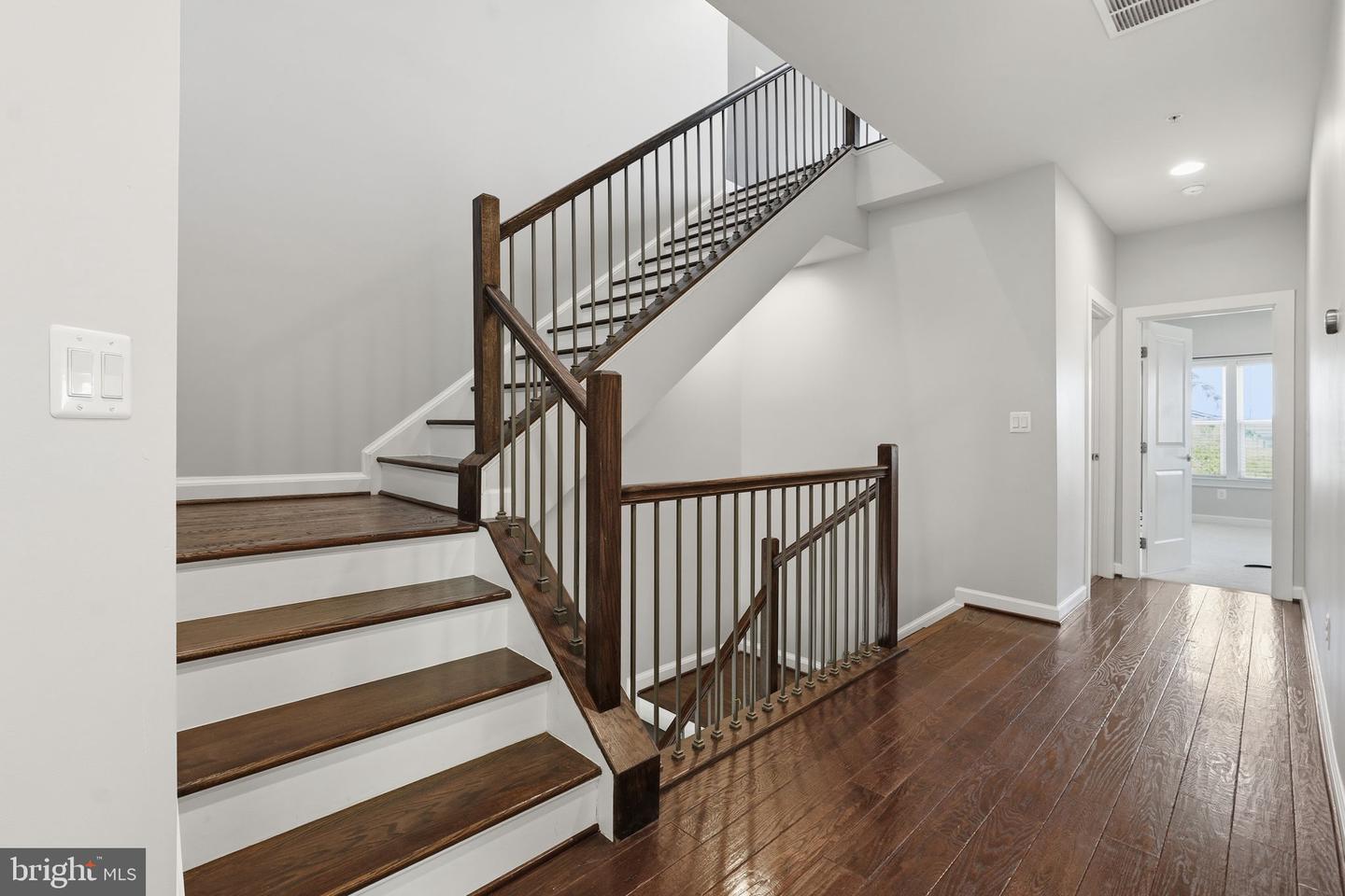 22353 Trailview Crossing Ter Property Photo 11