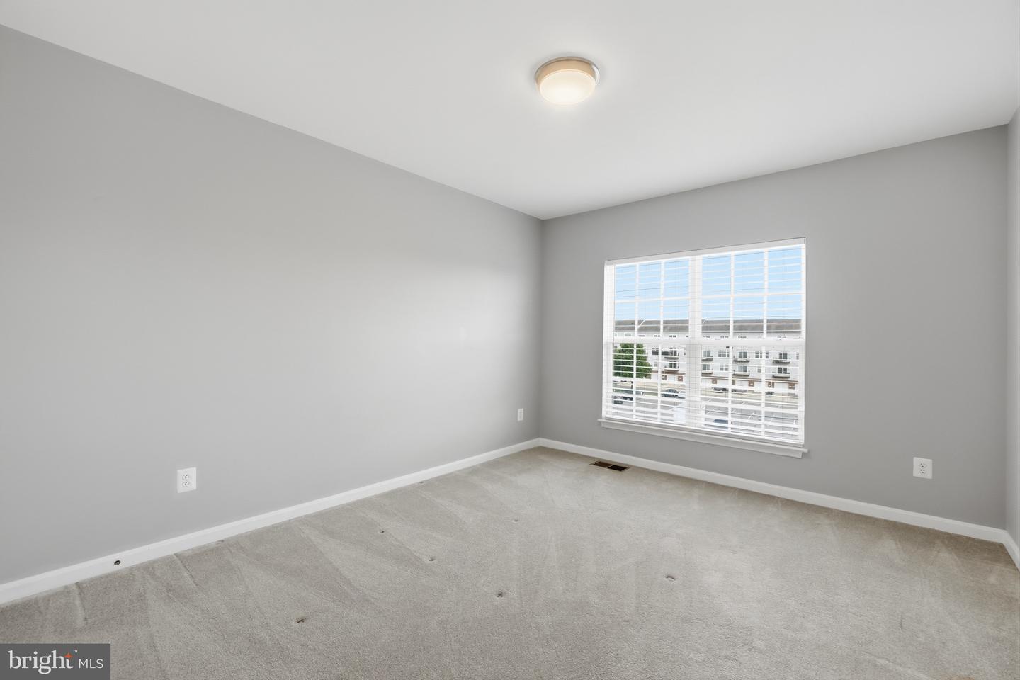 43523 Mahala St Property Photo 34