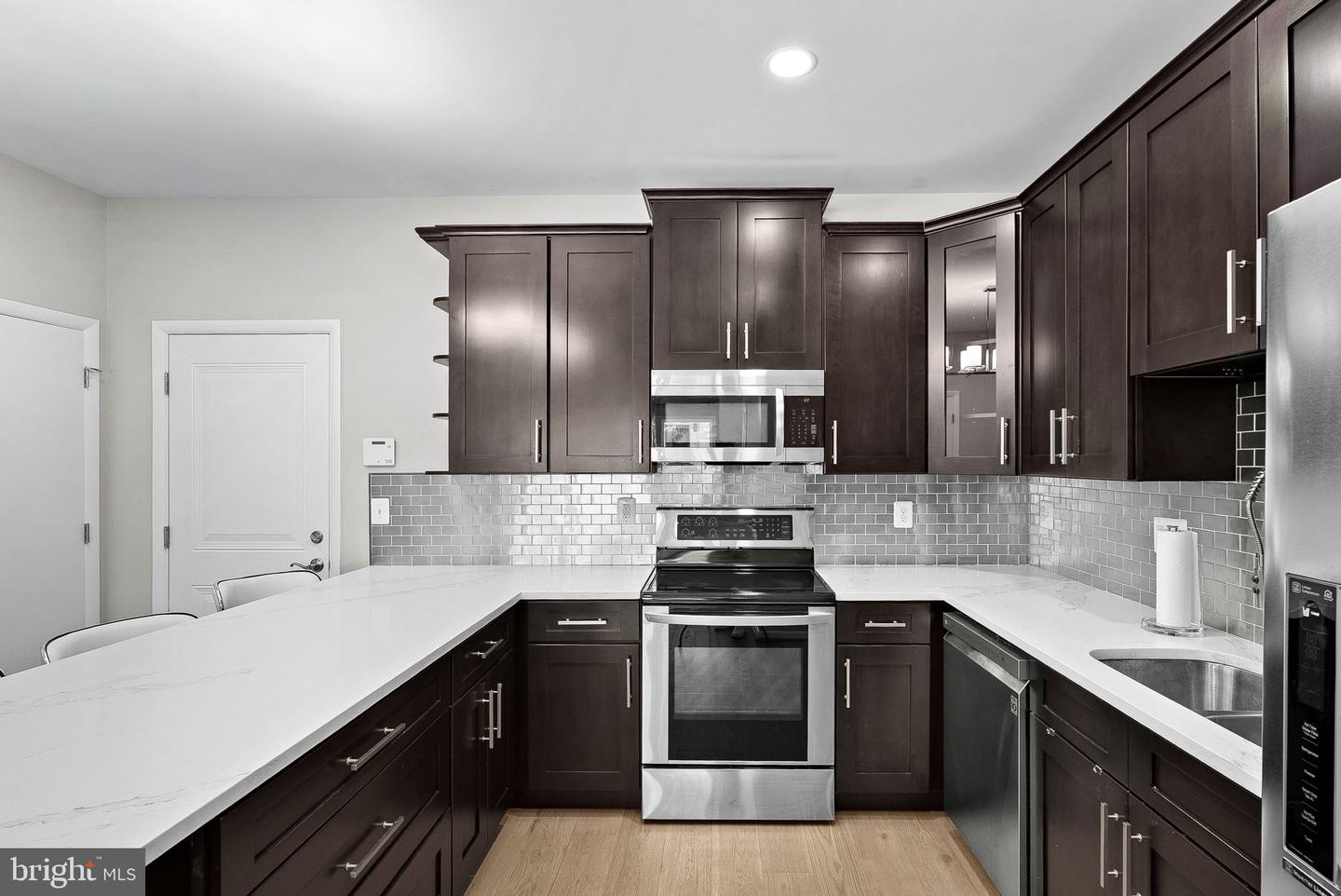 20567 Milbridge Ter Property Photo 12