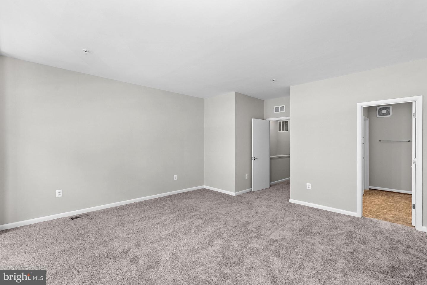 20567 Milbridge Ter Property Photo 18