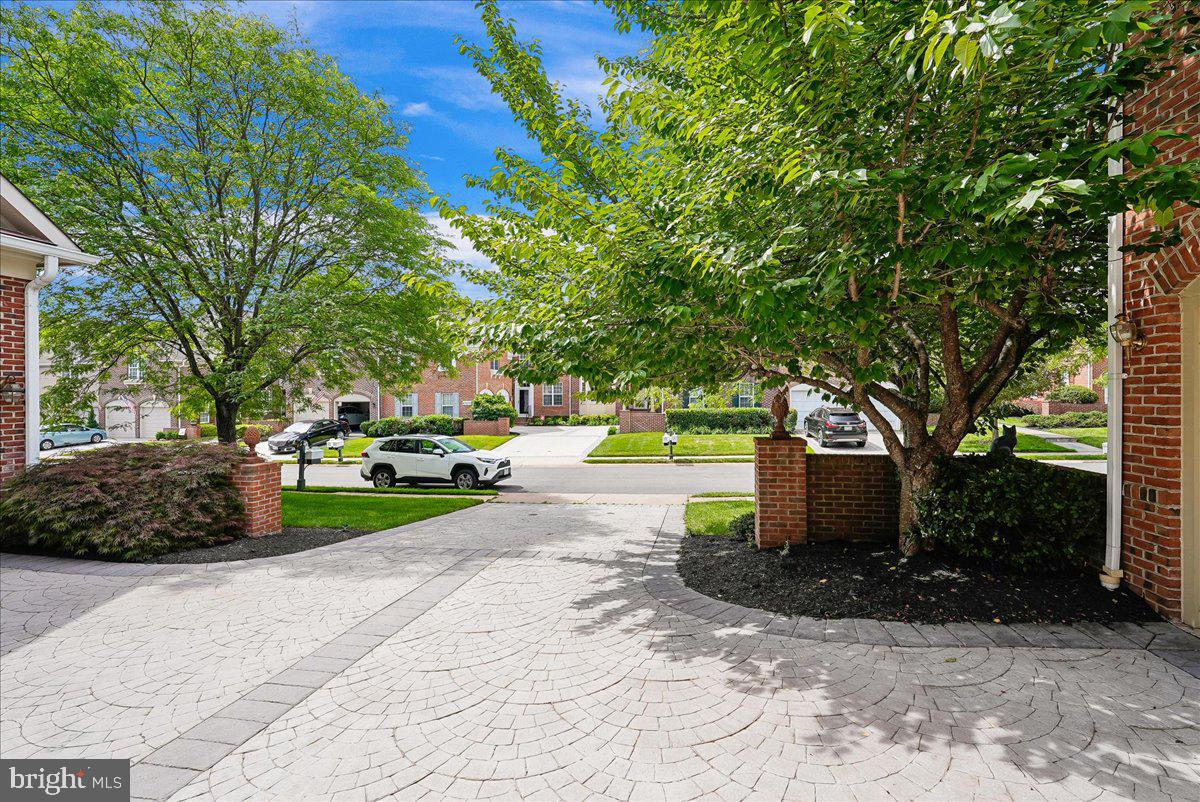 43430 Wild Dunes Sq Property Photo 2