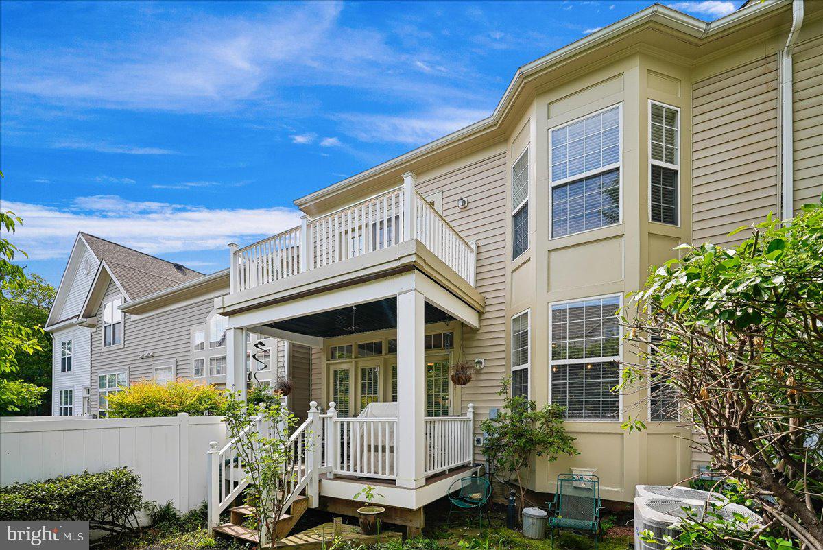43430 Wild Dunes Sq Property Photo 8