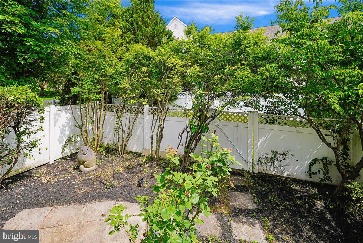 43430 Wild Dunes Sq Property Photo 10