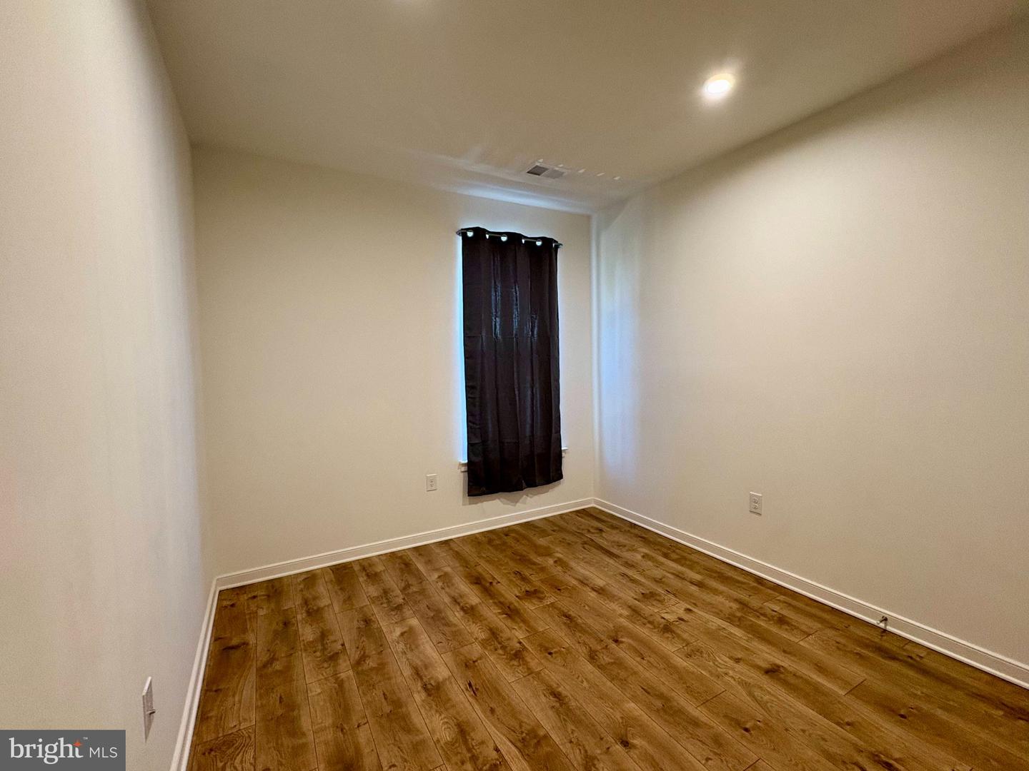 45948 Swallow Ter Property Photo 15