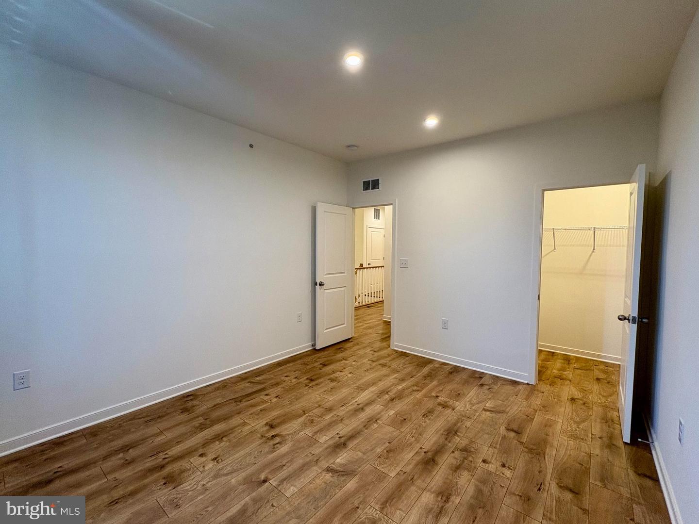 45948 Swallow Ter Property Photo 27