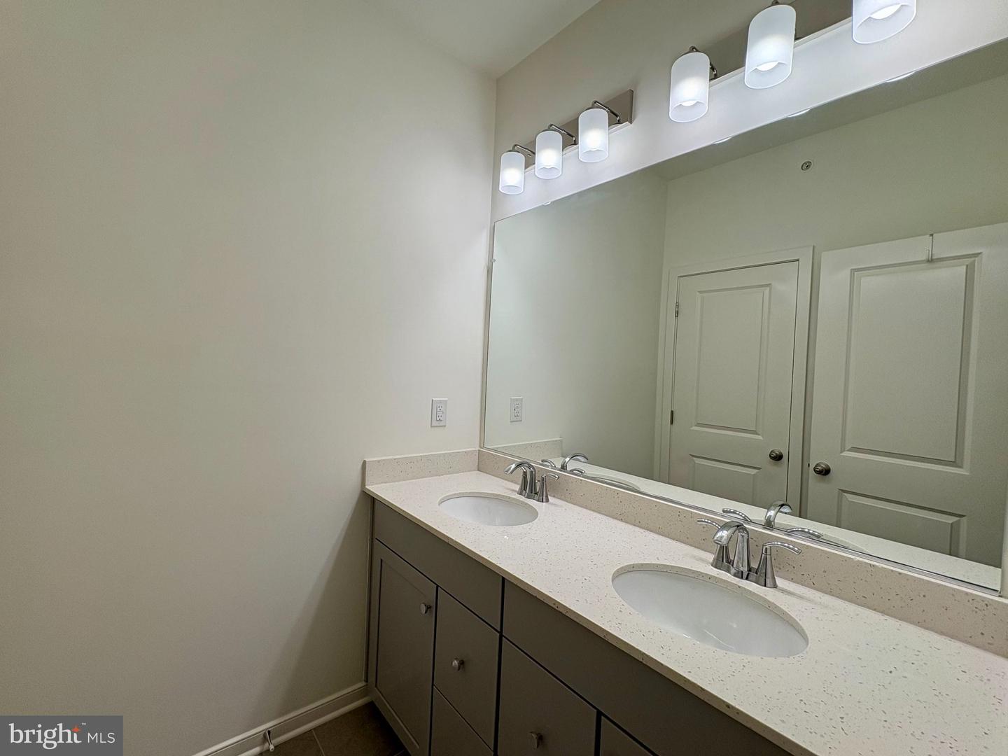 45948 Swallow Ter Property Photo 29