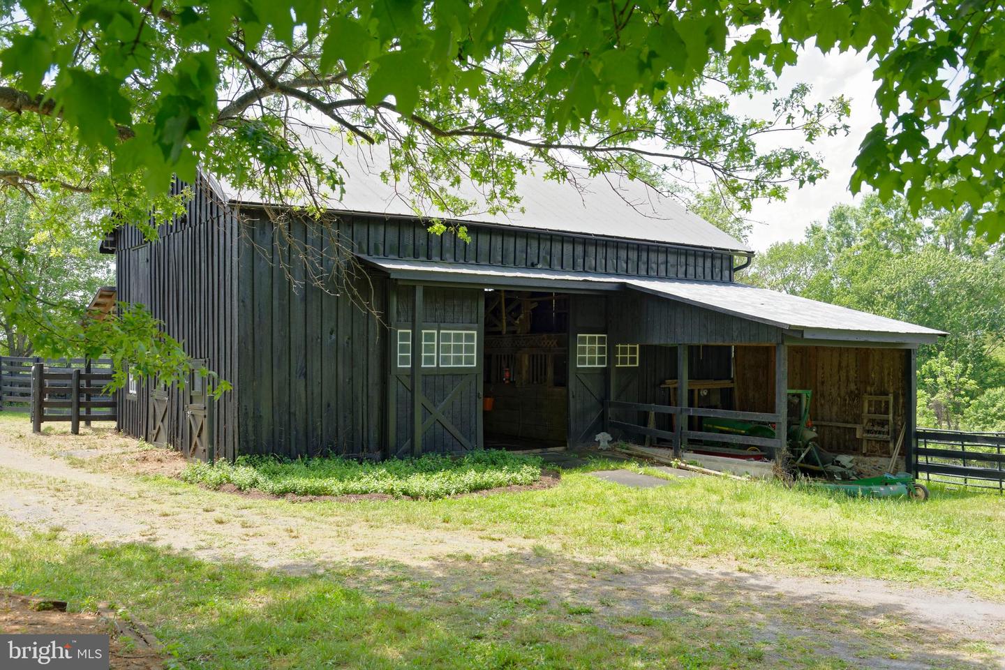 33195 Millville Rd Property Photo 46
