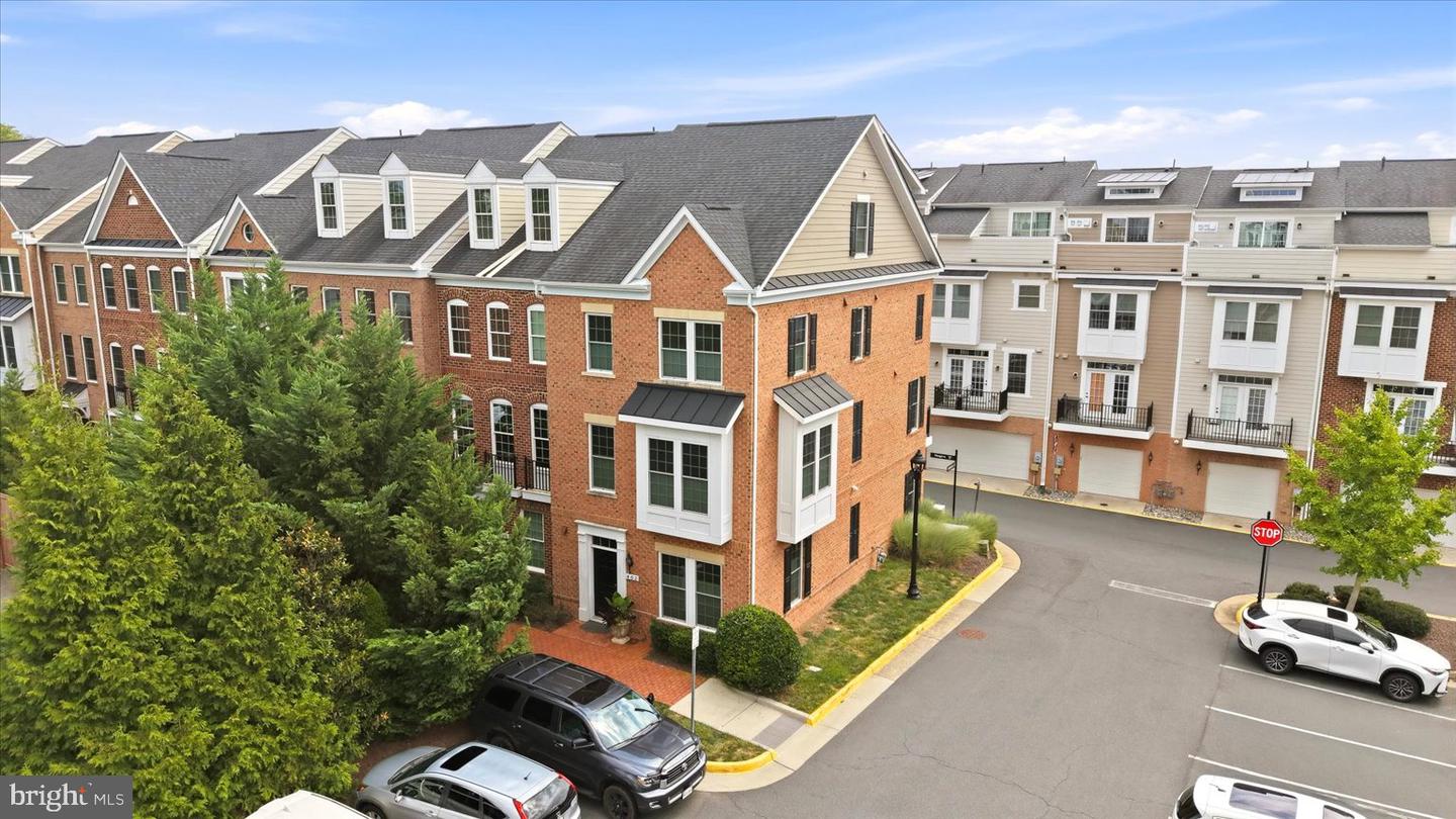 402 Haupt Sq Se Property Photo 1