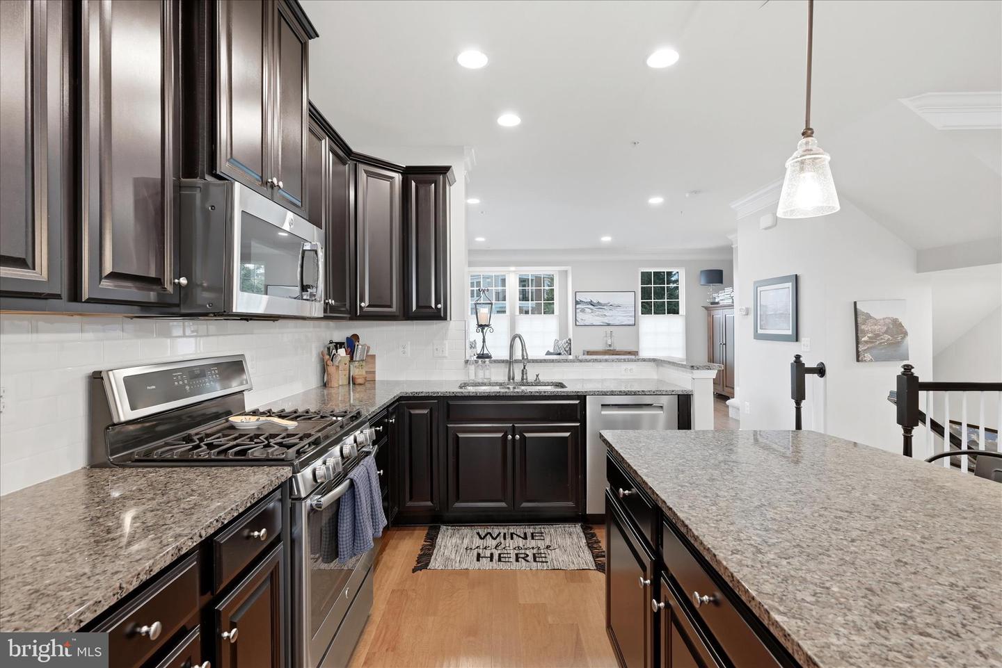 402 Haupt Sq Se Property Photo 16