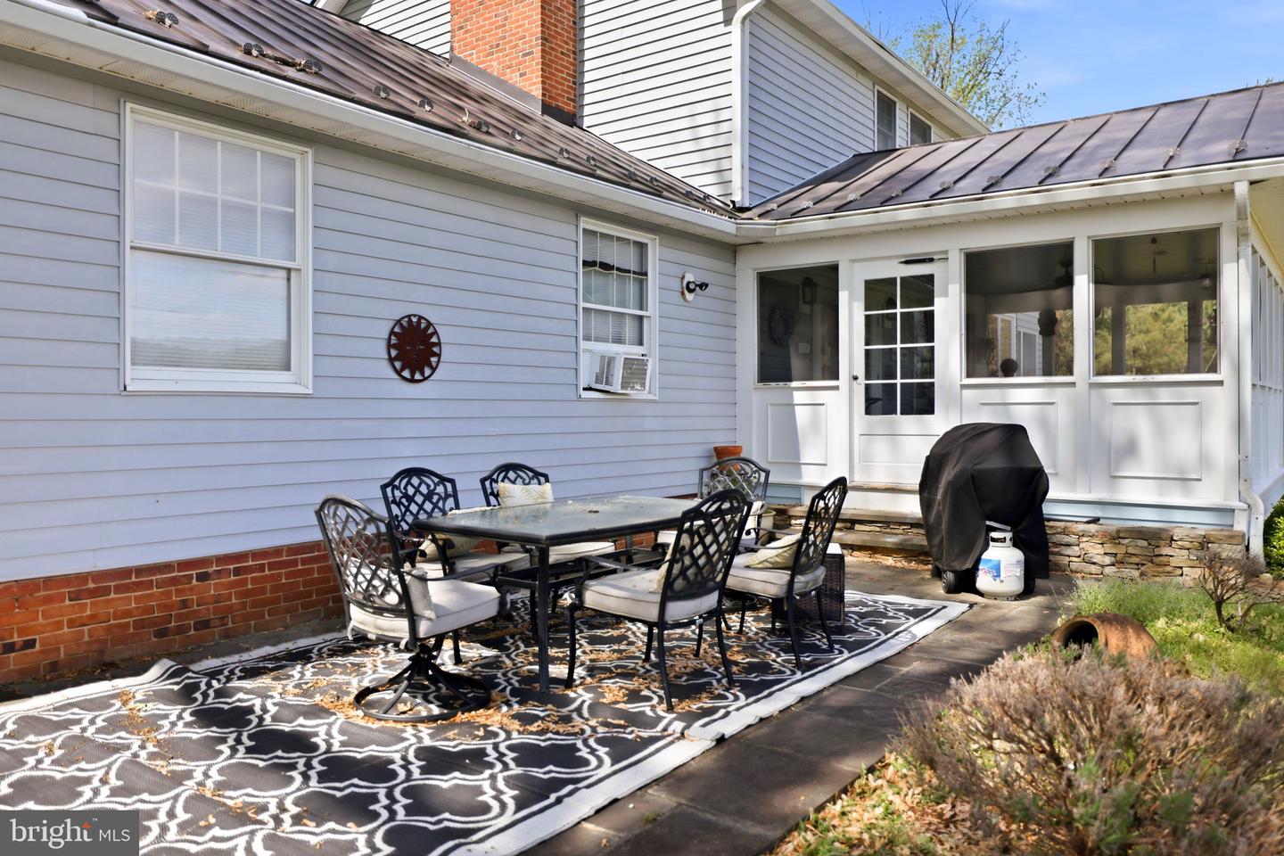 40817 Browns Ln Property Photo 77