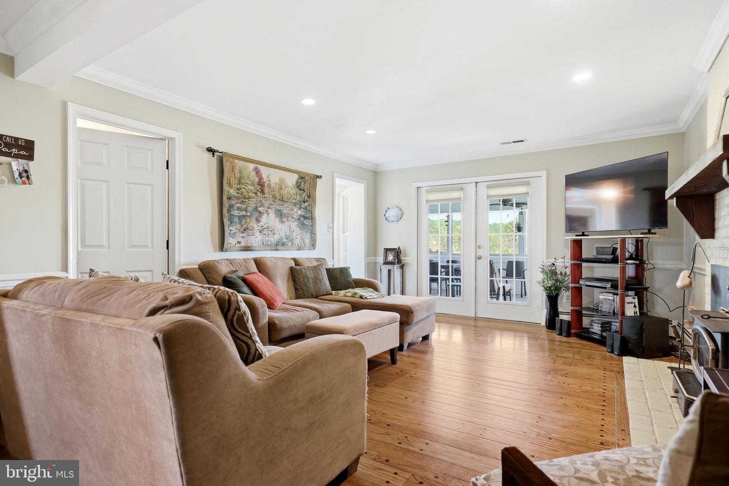 40817 Browns Ln Property Photo 104