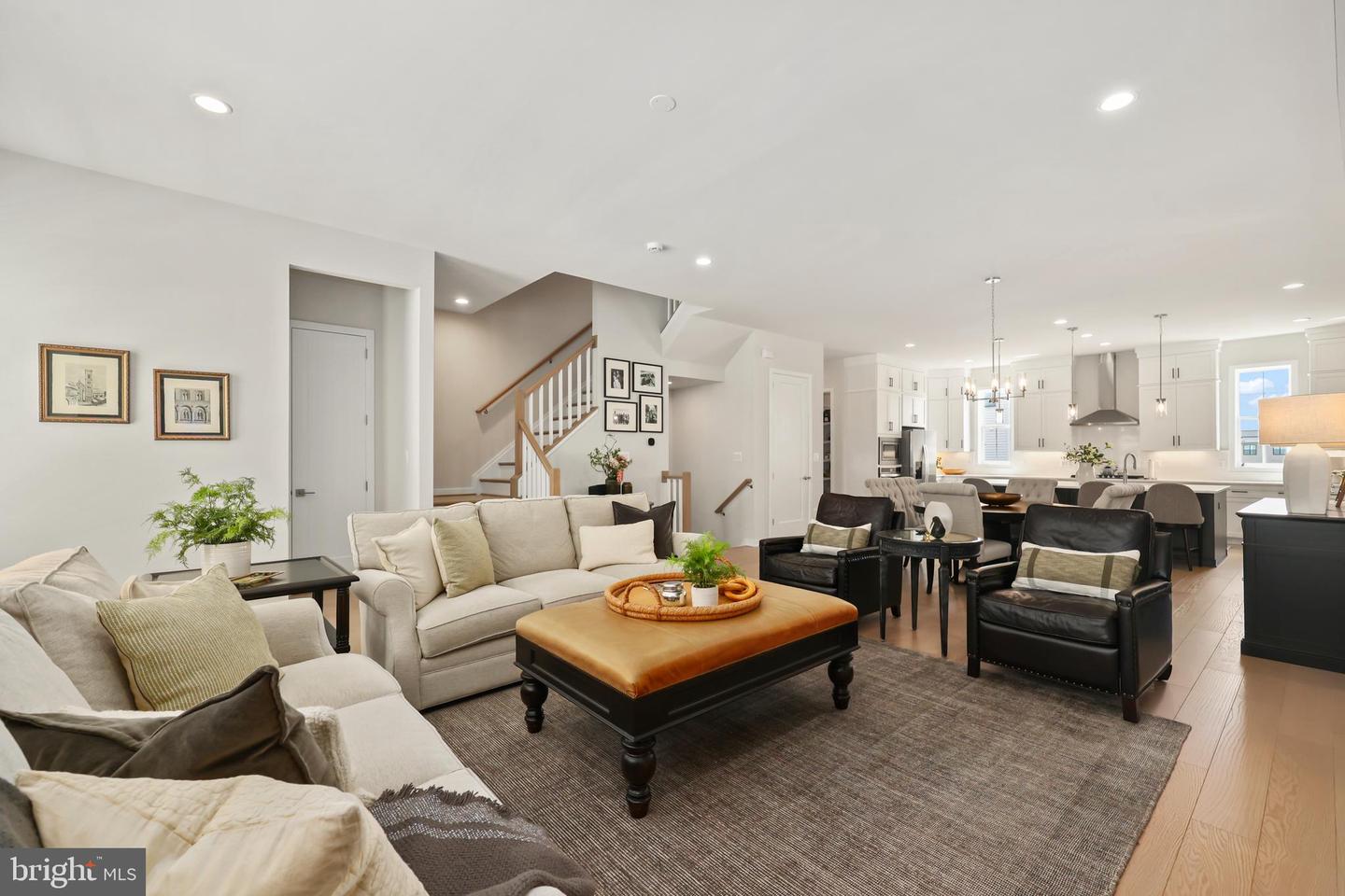 43909 Evelyn Path Ter Property Photo 5