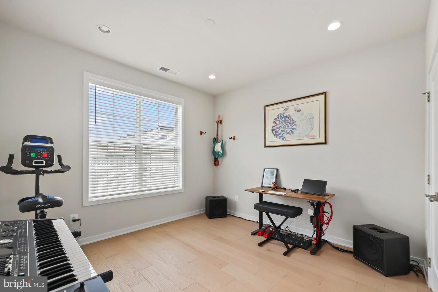 43909 Evelyn Path Ter Property Photo 28