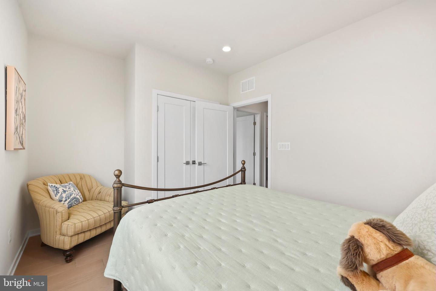 43909 Evelyn Path Ter Property Photo 32
