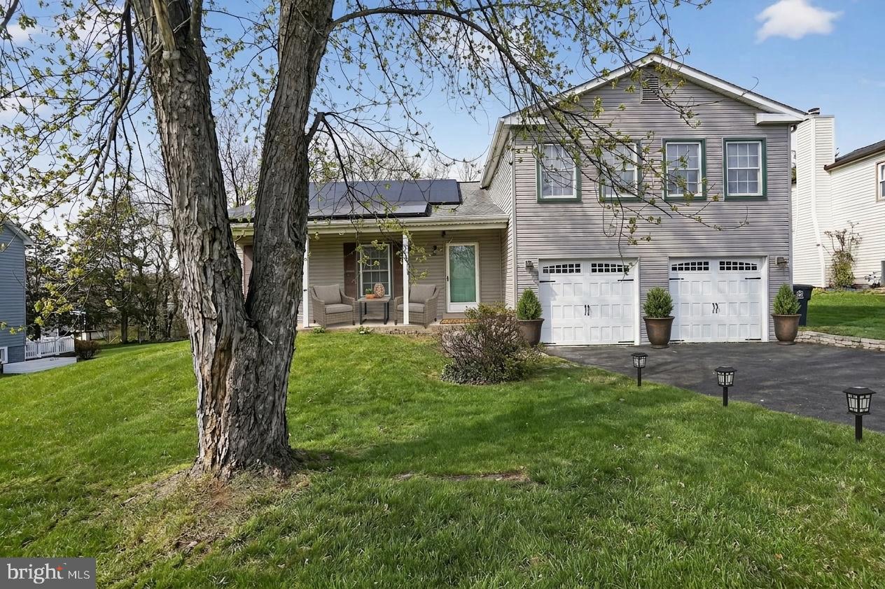 306 Lounsbury Ct Ne Property Photo 1