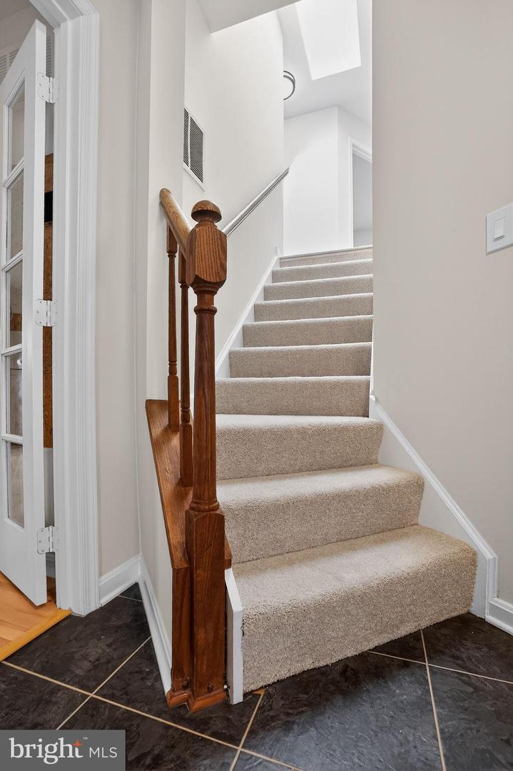 306 Lounsbury Ct Ne Property Photo 22