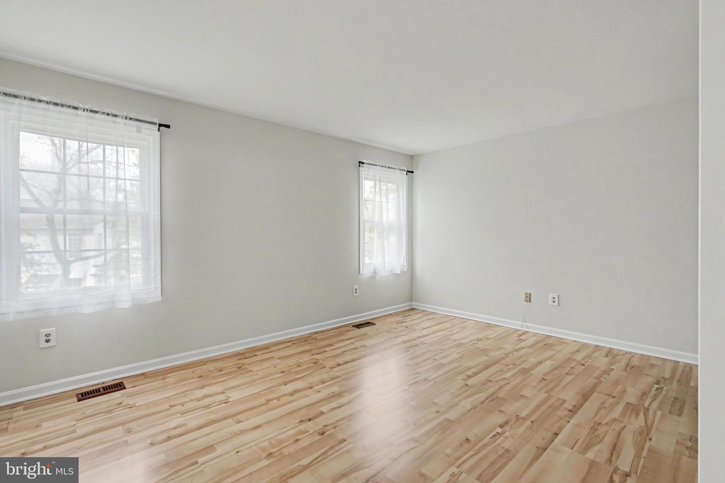 306 Lounsbury Ct Ne Property Photo 23