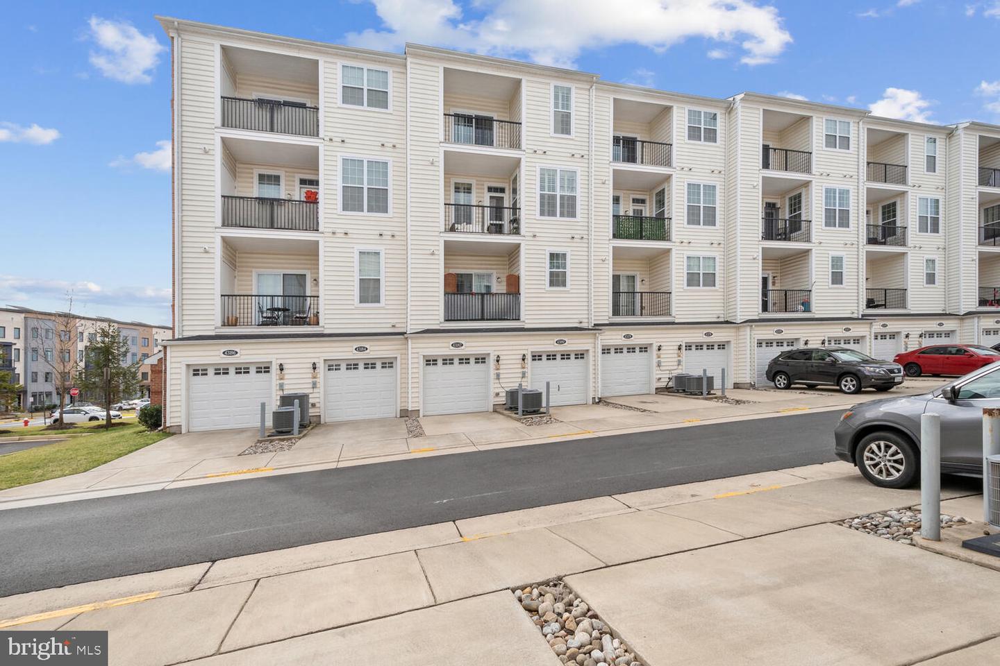 43182 Wealdstone Ter Property Photo 19