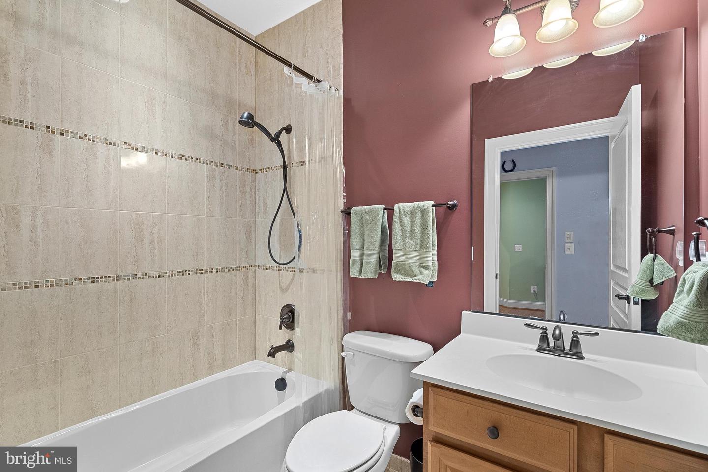 20319 Tanager Pl Property Photo 62