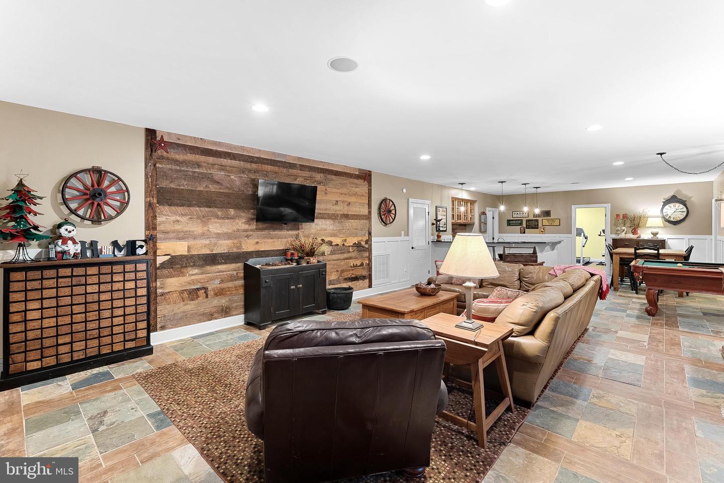 20319 Tanager Pl Property Photo 63