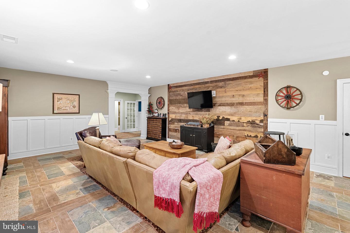20319 Tanager Pl Property Photo 64