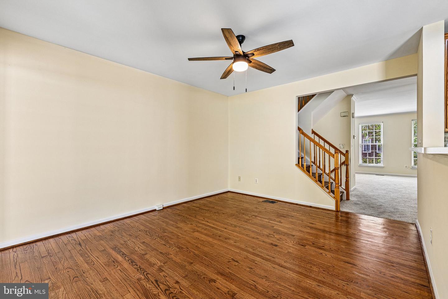 26071 Nimbleton Sq Property Photo 13