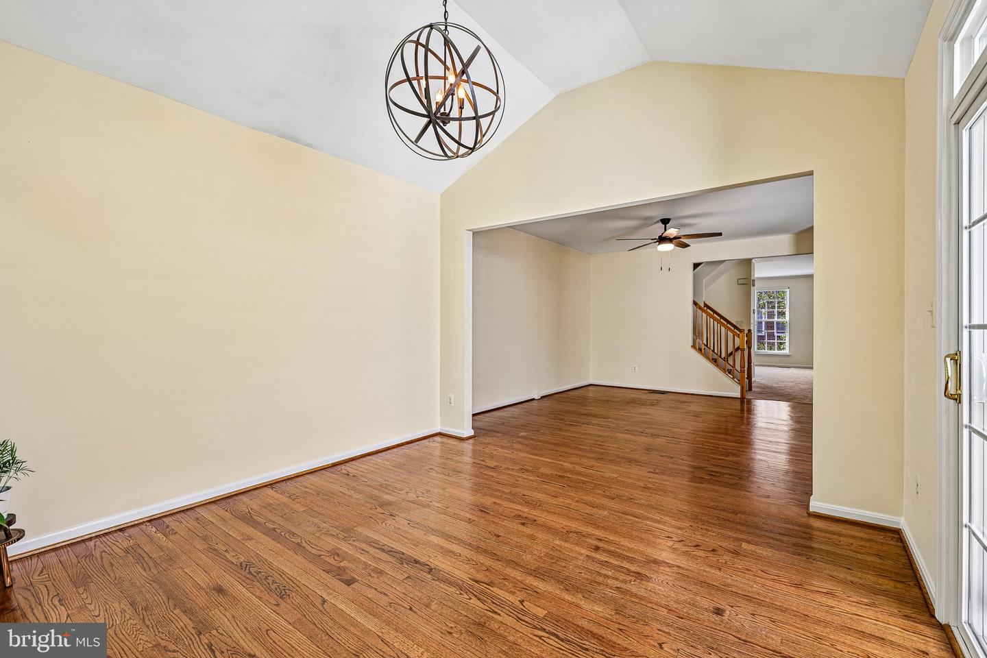 26071 Nimbleton Sq Property Photo 14