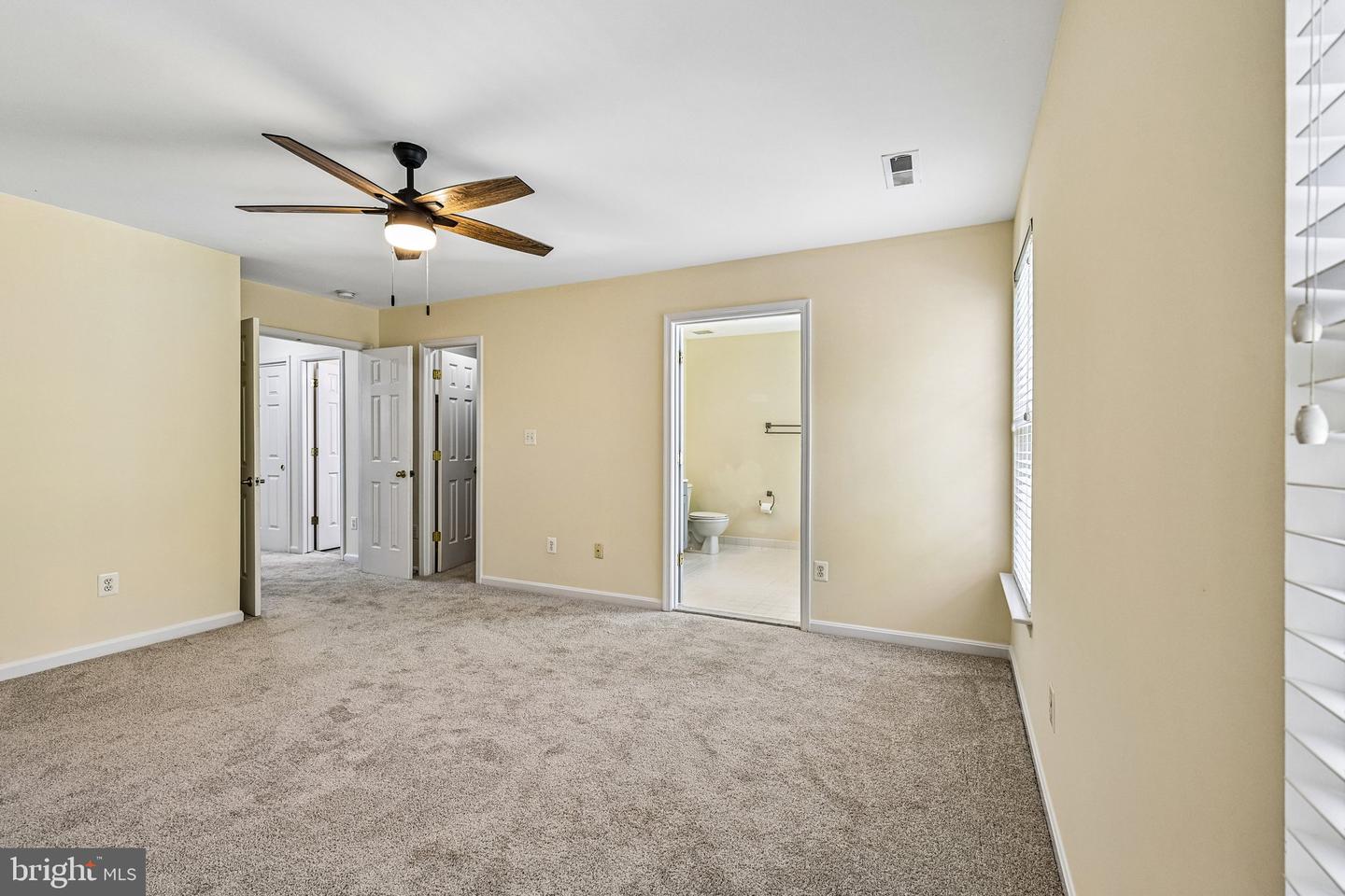26071 Nimbleton Sq Property Photo 27
