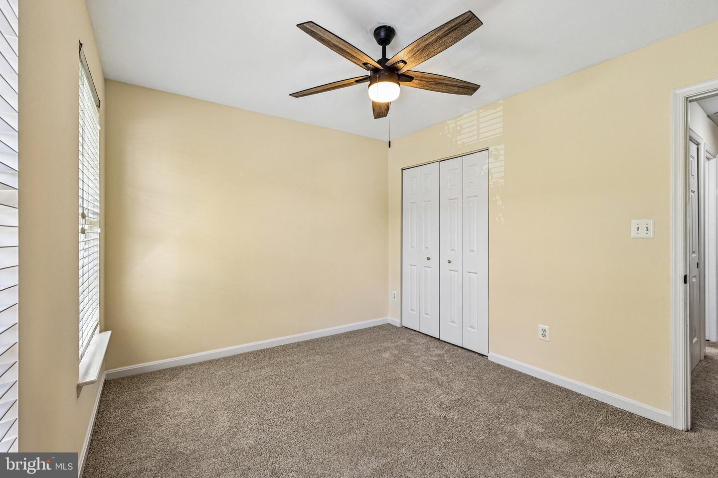 26071 Nimbleton Sq Property Photo 39