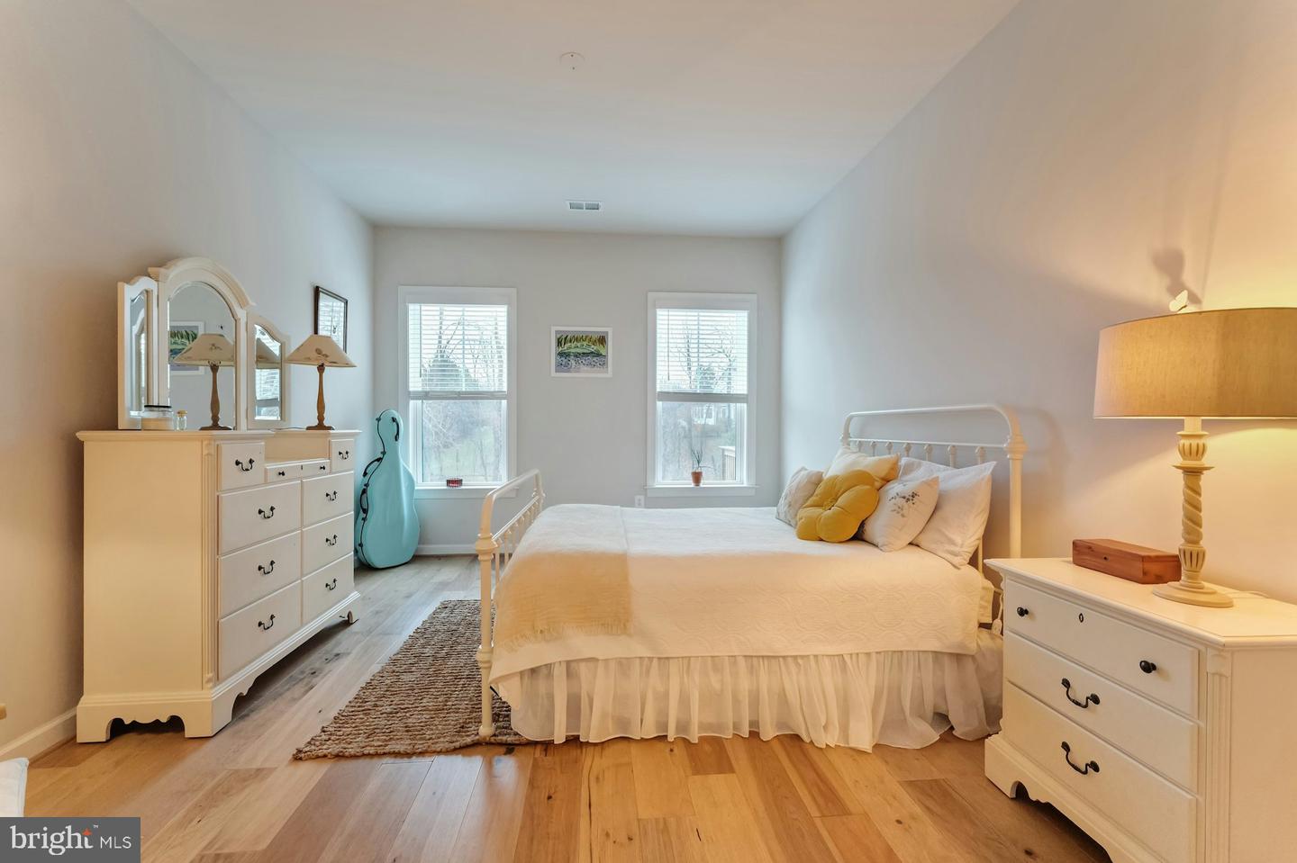 19006 Coral Reef Sq Property Photo 11