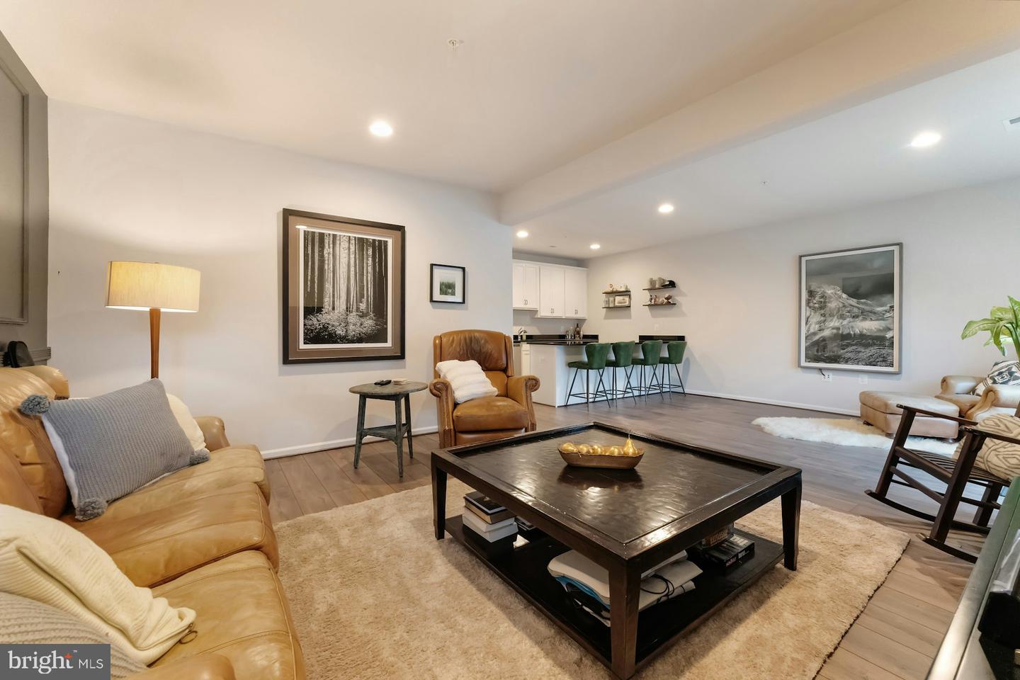 19006 Coral Reef Sq Property Photo 38