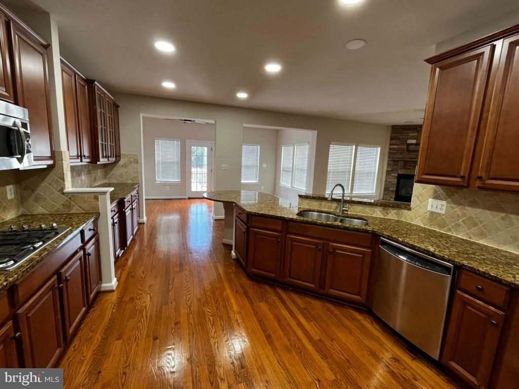 42007 Powells Farm Way Property Photo 21